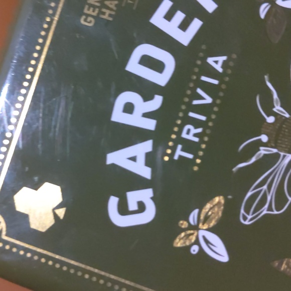 Trivia night bundle waterproof playing cards - Picture 7 of 12